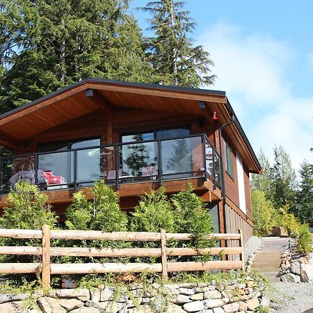 Tilby'S Rainbow Cottage Port Renfrew Bagian luar foto